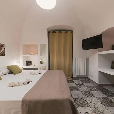 Manzoni * Bari
